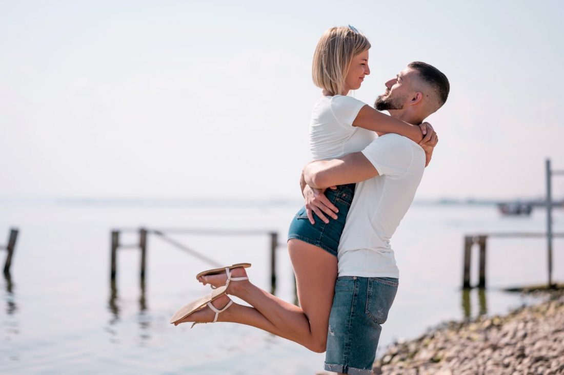 How To Attract A Leo Man In March 2021 - Leo Man Secrets.
