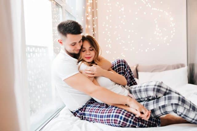 Tips To Attract A Leo Man In March 2021